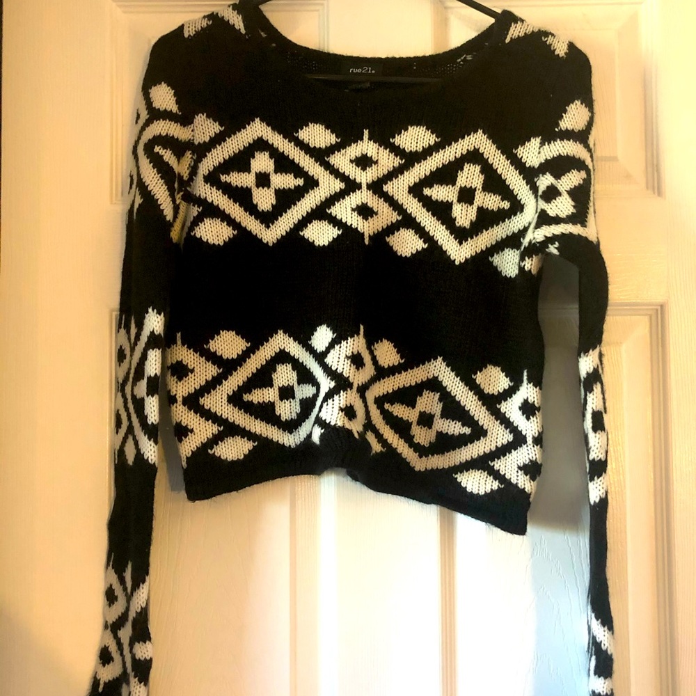 Crop top sweater